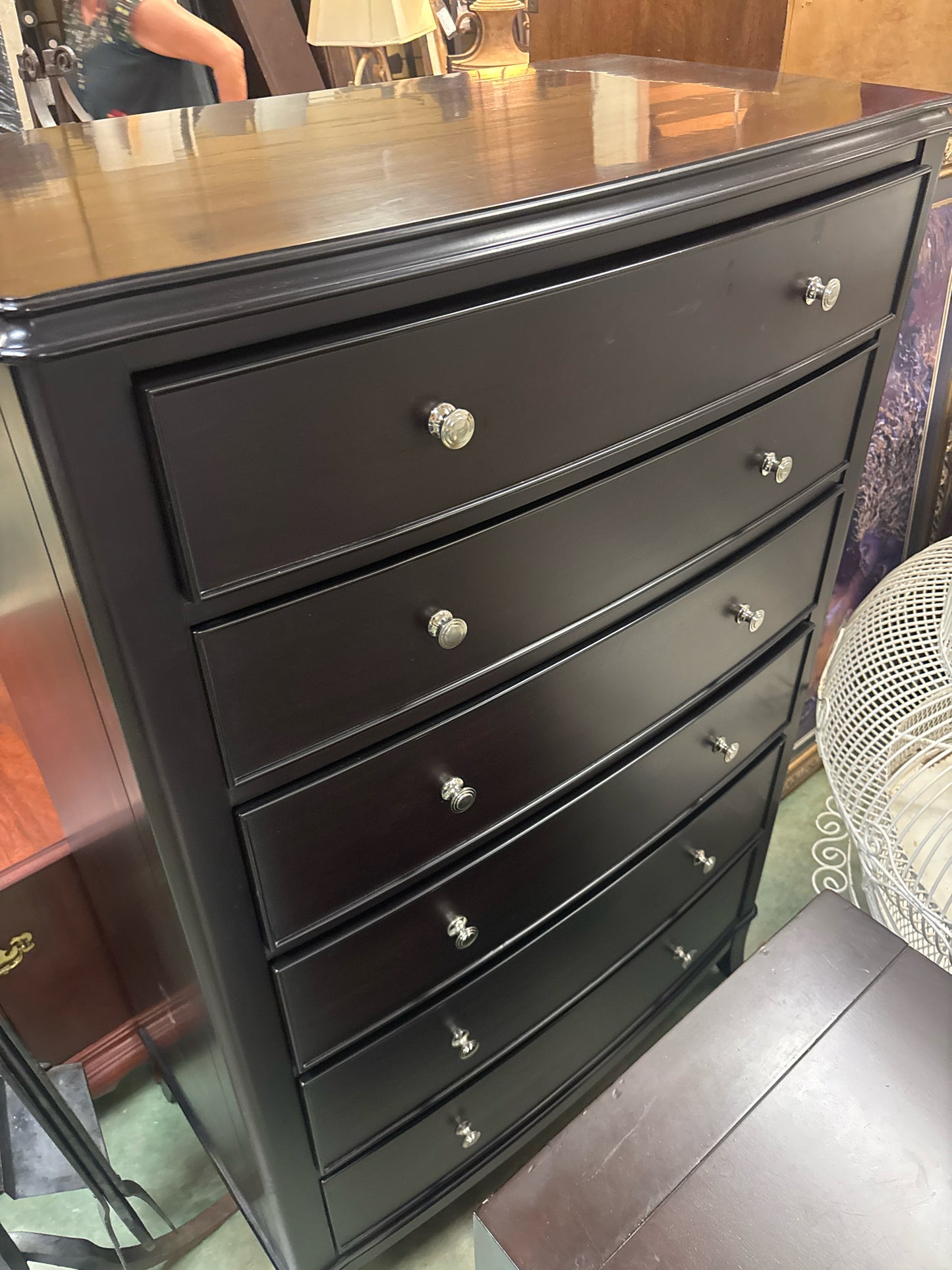 Moderne by Crescent 6 Drawer Mahogany Chest of Drawers (56x37x20)