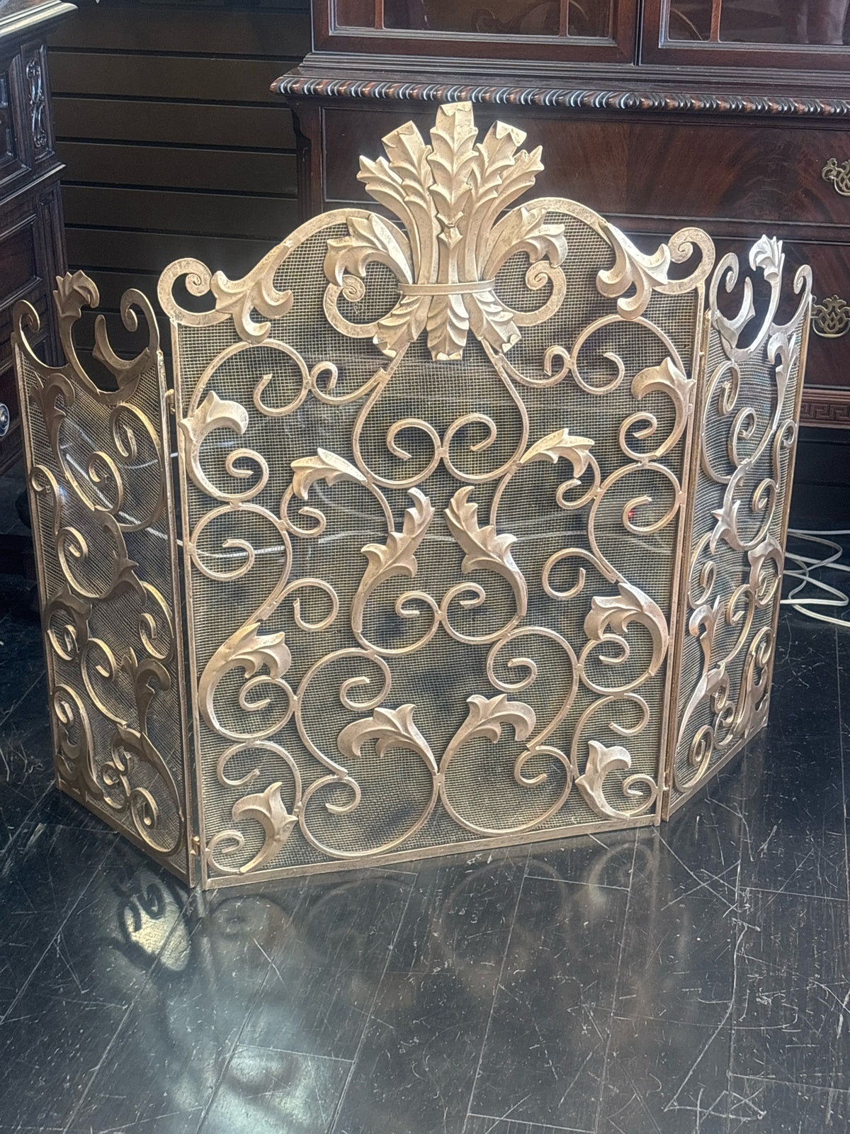 1970s Italian Neoclassical Gold Finish Metal 3 Panel Fire Screen