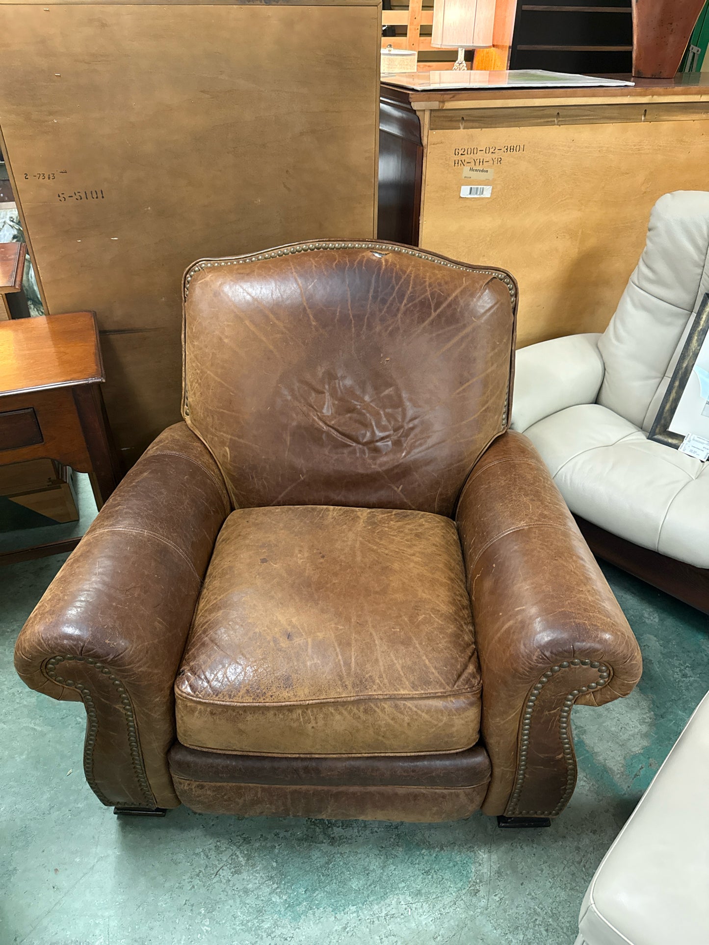 Buck Skin Recliner Leather Club Chair w/Nail Heads