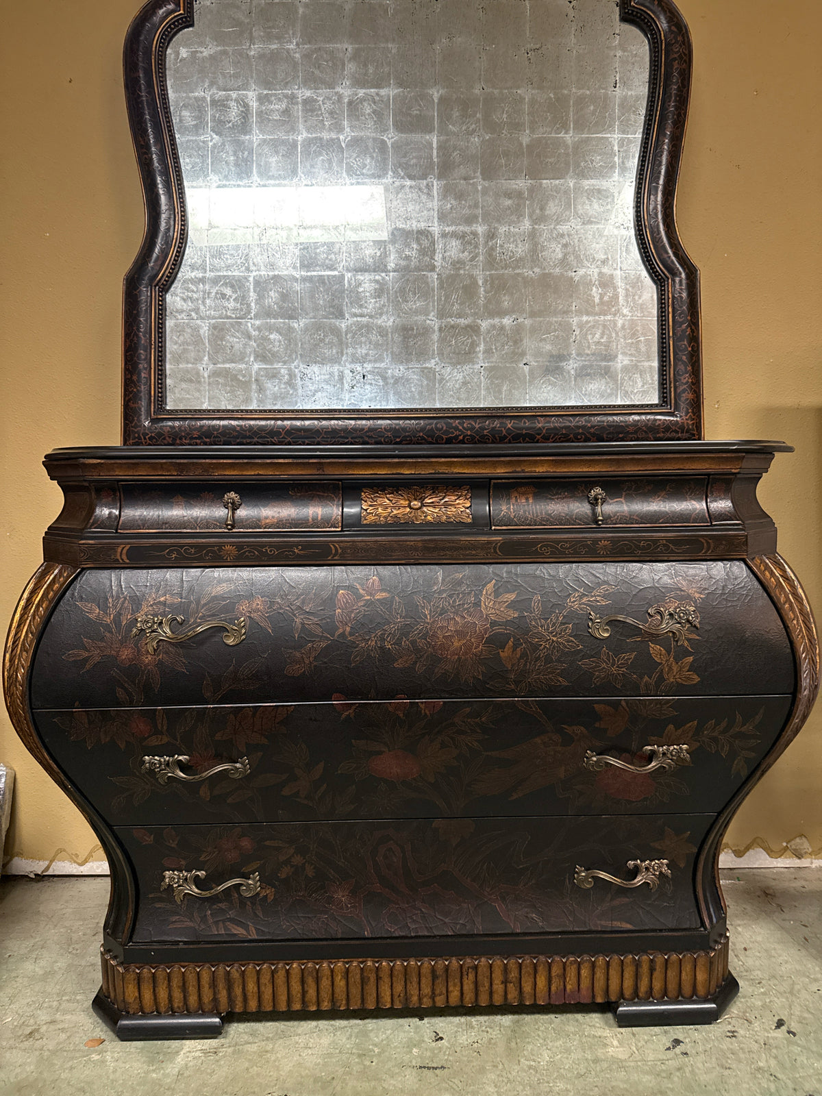 Drexel Hampshire Black/Gold Bombay 5-drw Chest w/Granite Top & Antiqued Mirror