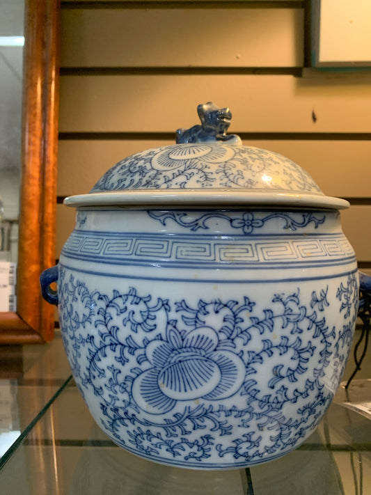Asian Blue/White Vase w/ Lid & Bull Top Handle