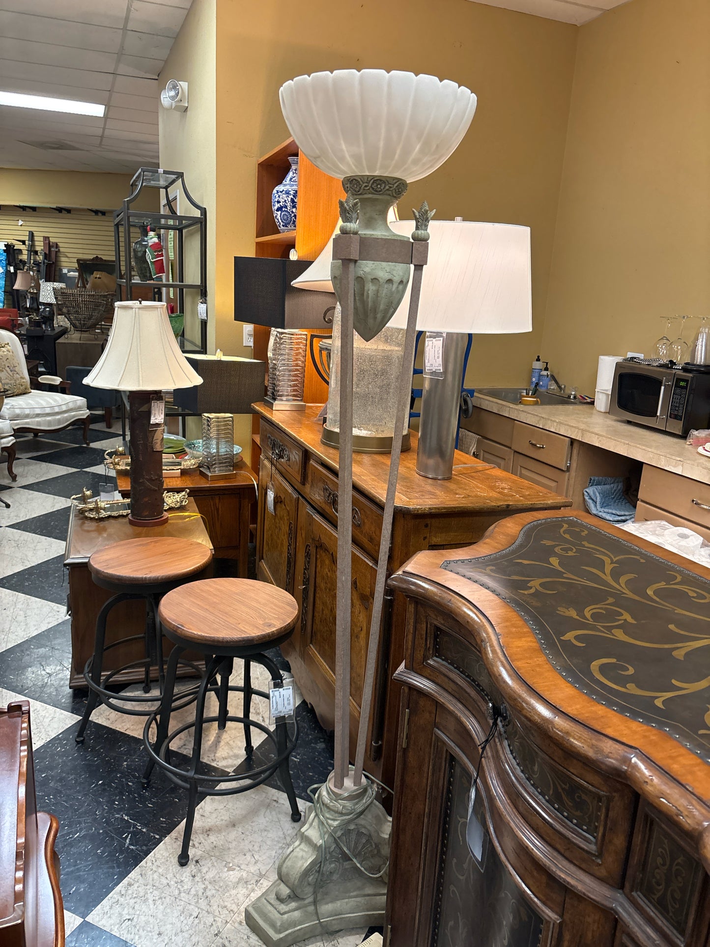 Venetian Gold Glass Top Floor Lamp