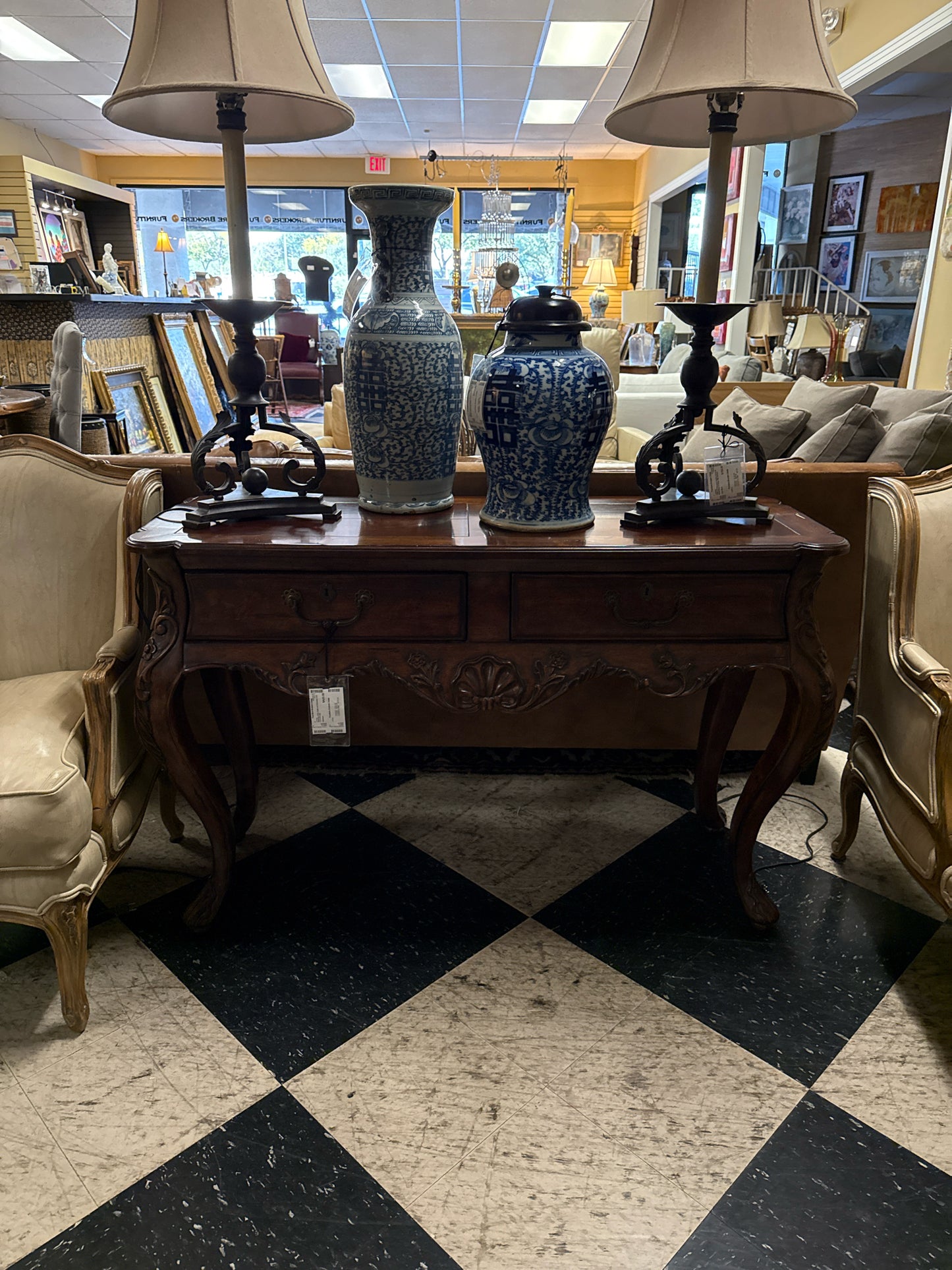 Hekman Sofa Table w/ 2 Drawers and Curved Legs