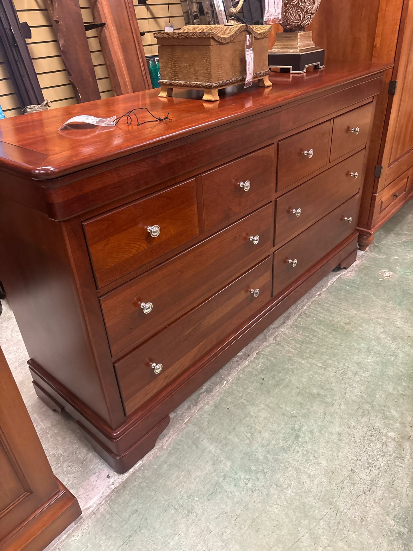 Stanley 6 Drawer Dresser 62x20x35