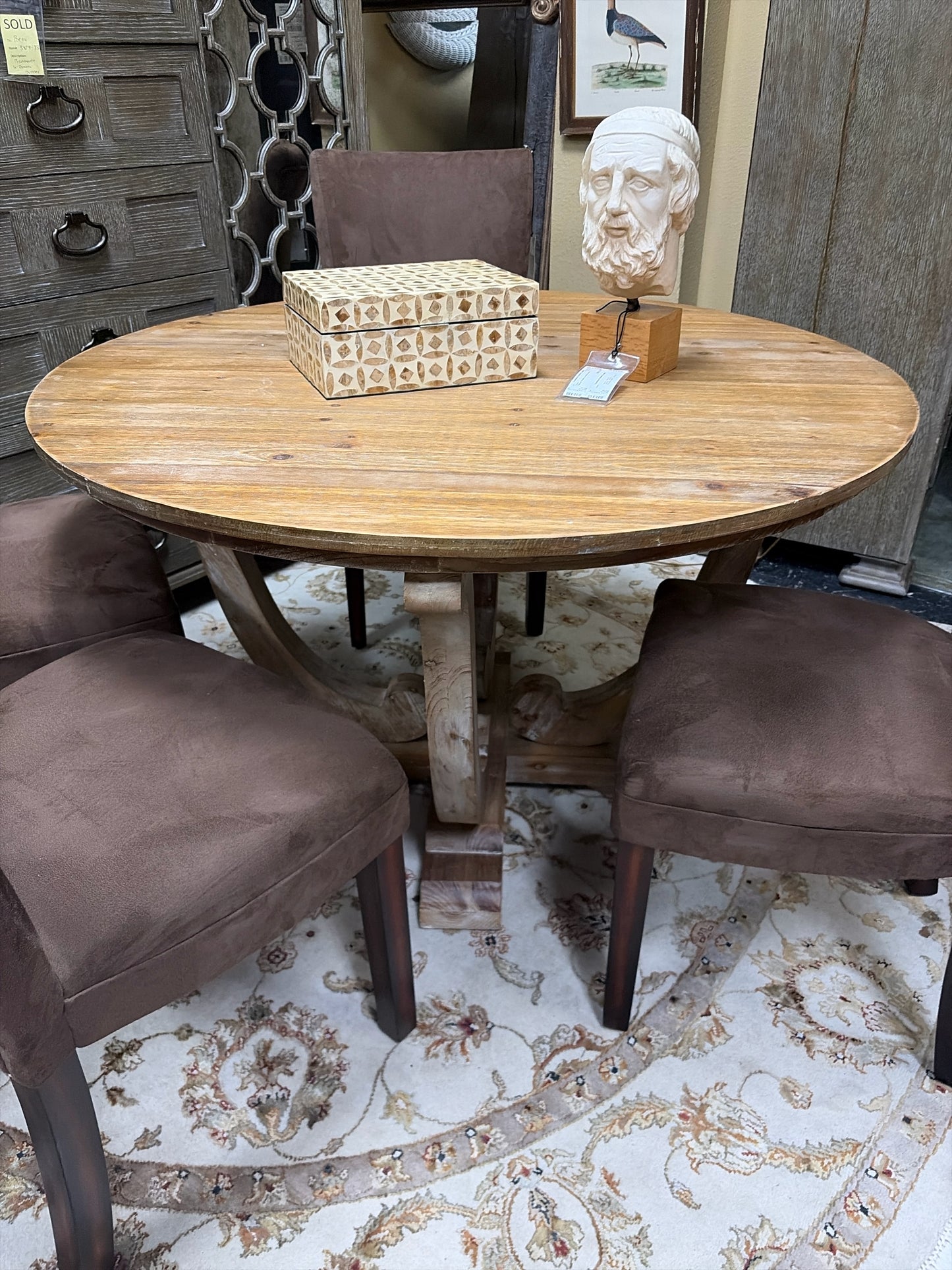 47" Light Wooden Round Breakfast/Accent Table w/Chunky Base