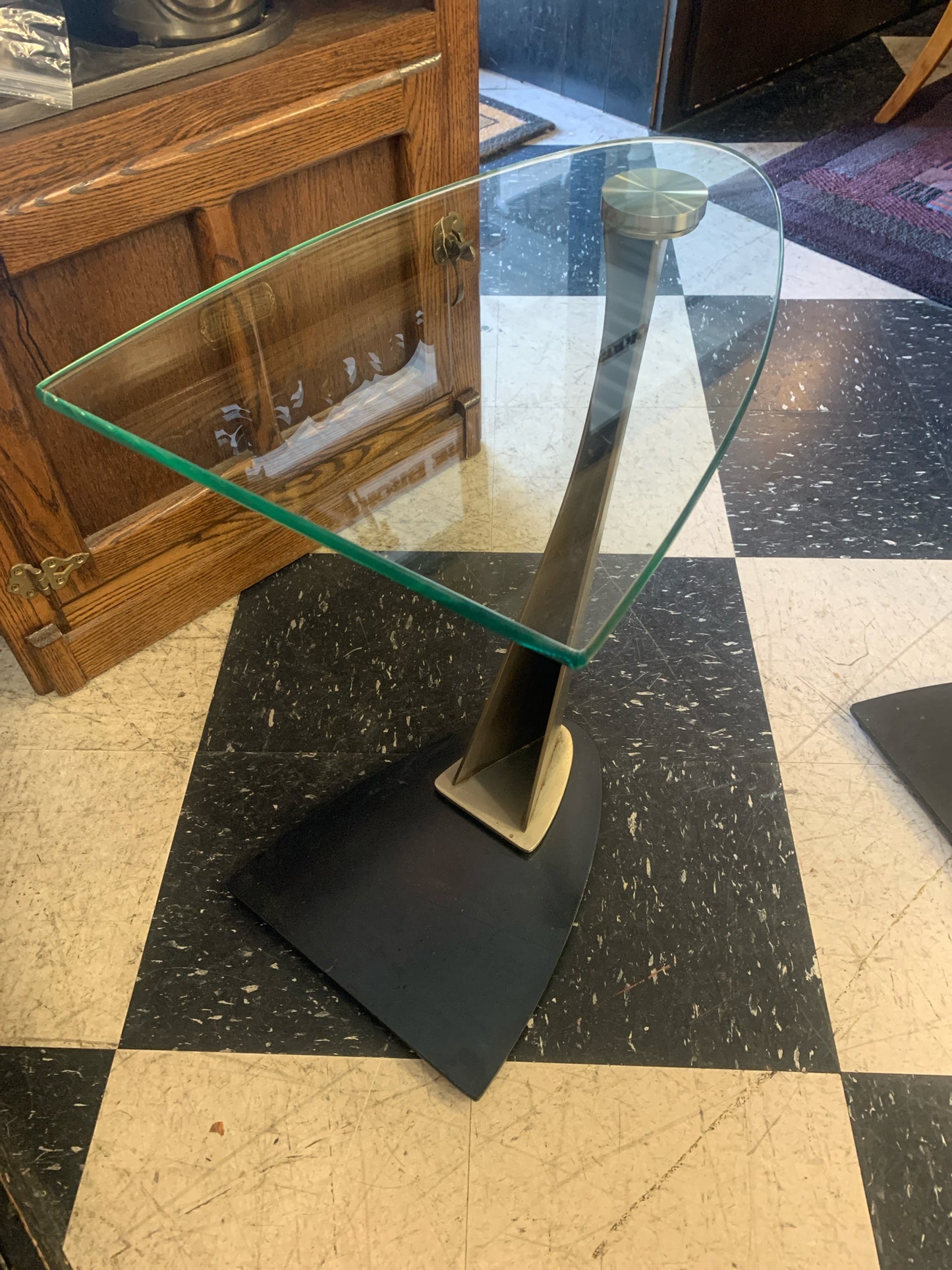 Modern Design Cantilever Glass w/ Steel Table 13x18x22.5