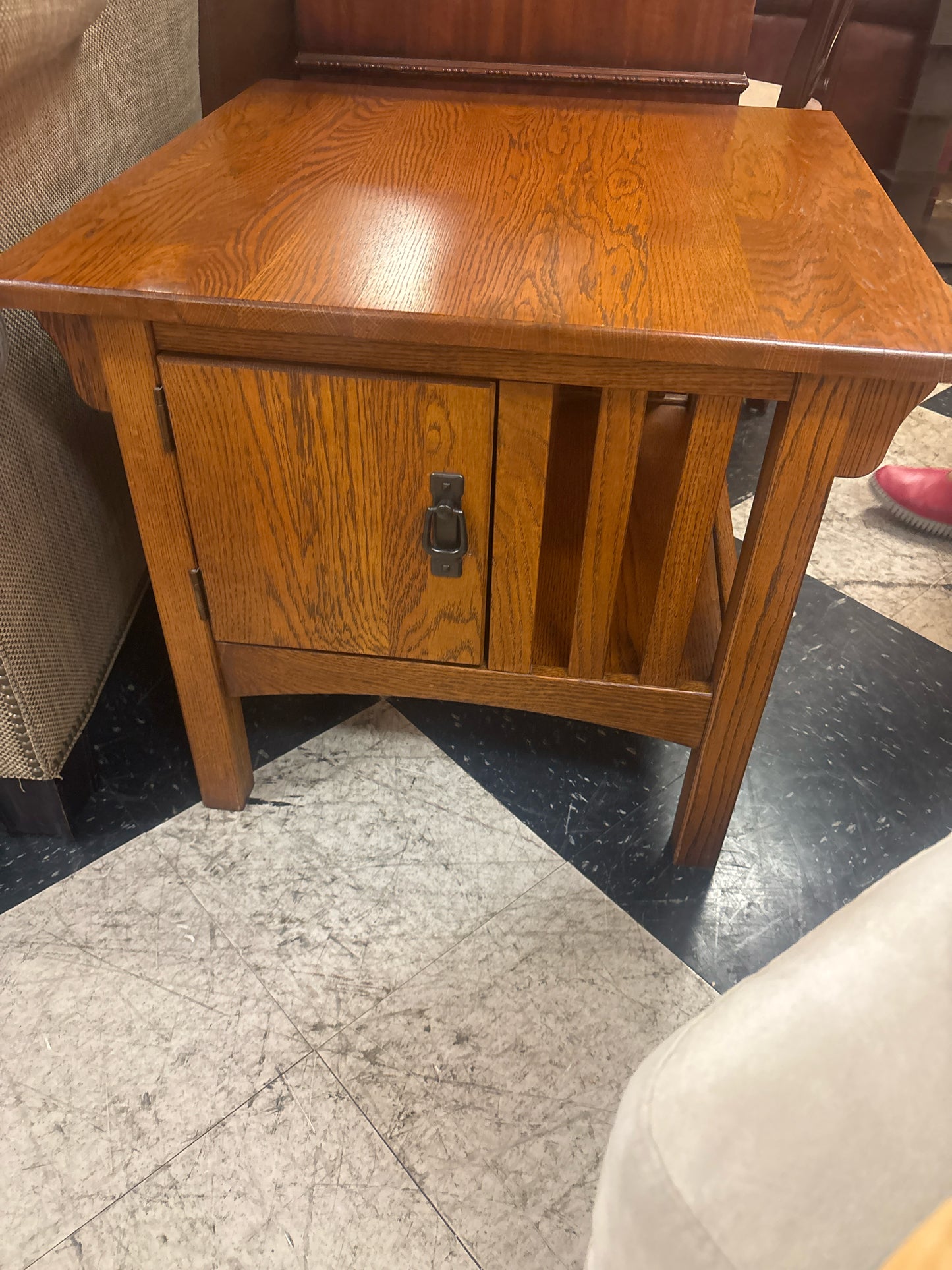 Mission Style Wood End Table w/ 2 Doors and Lower Shelf