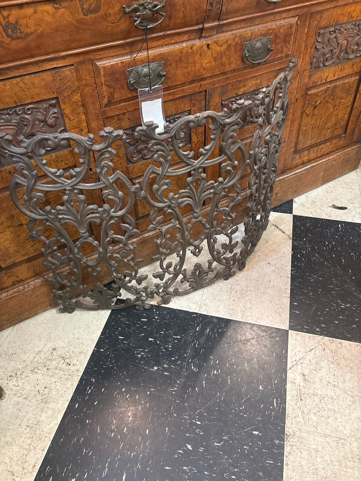 Cast Iron 3 Panel Fireplace Screen