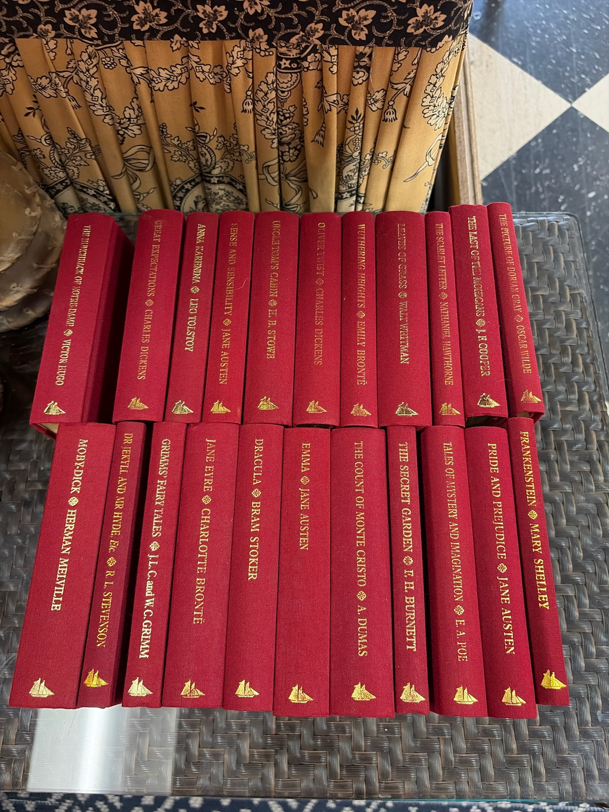 SET 22 Wordsworth Collectors Editions Red/Gold Hard-back Books