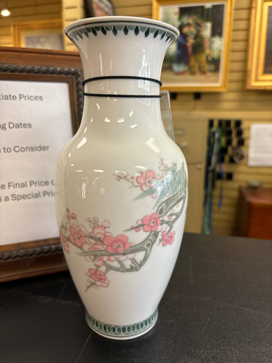 Vintage Liling Cherry Blossom Vase