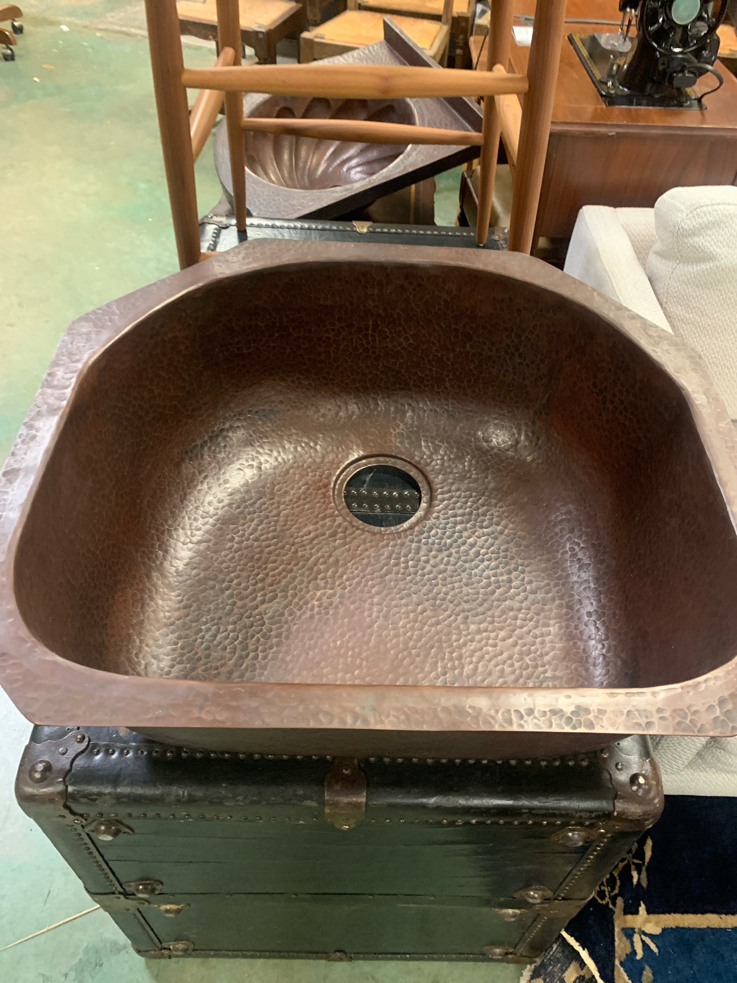 Farmhouse Hammered Copper Kitchen Sink