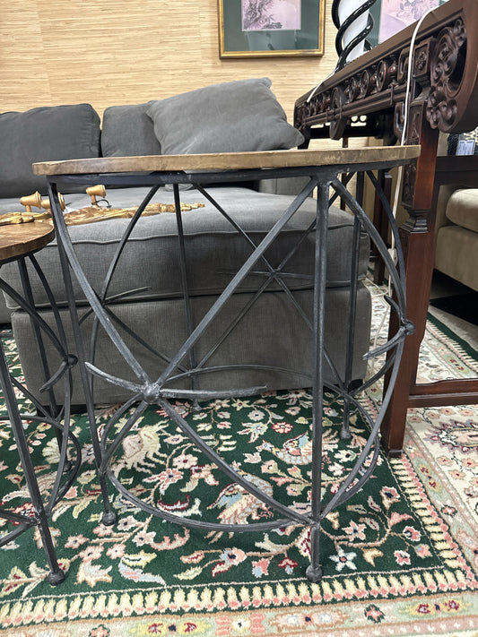 Round Wrought Iron Side Table w/ Wood Top ( 23")