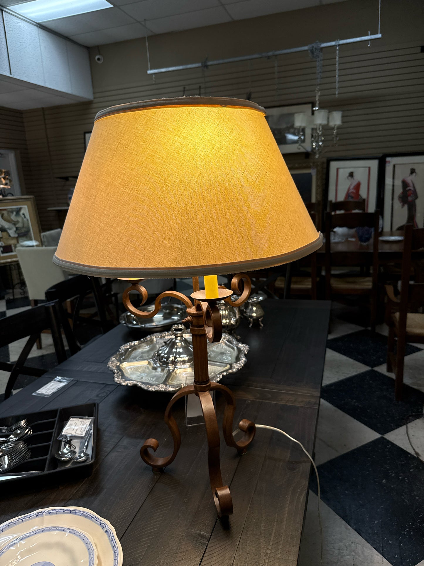 Metal Scroll Base Candlestick Lamp w/ Round Shade