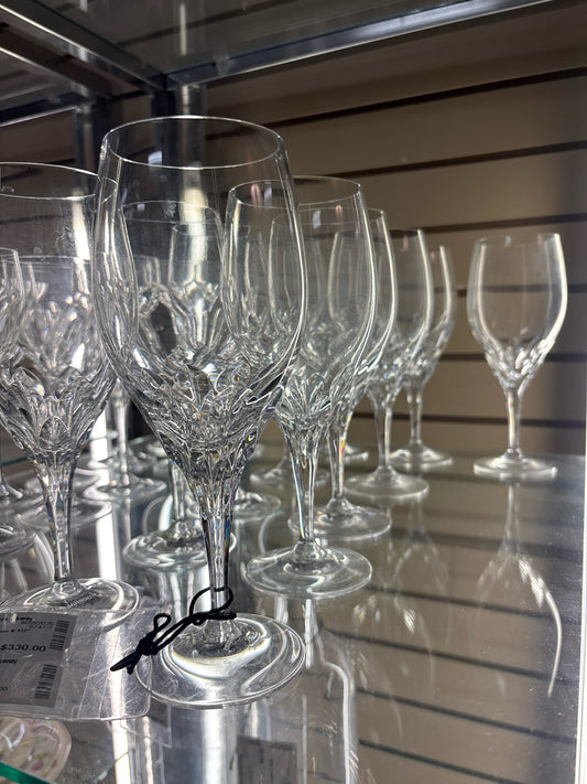 SET of 11 Iced Tea Glasses 8 1/2" (Diamond Clear Pattern)