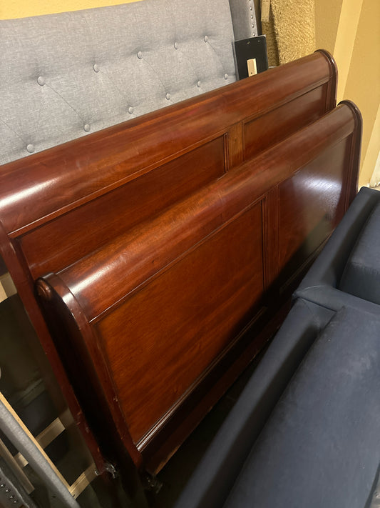 Queen Sleigh Cherry Bed (HB,FB,SR, Wood Slates & Middle Support)