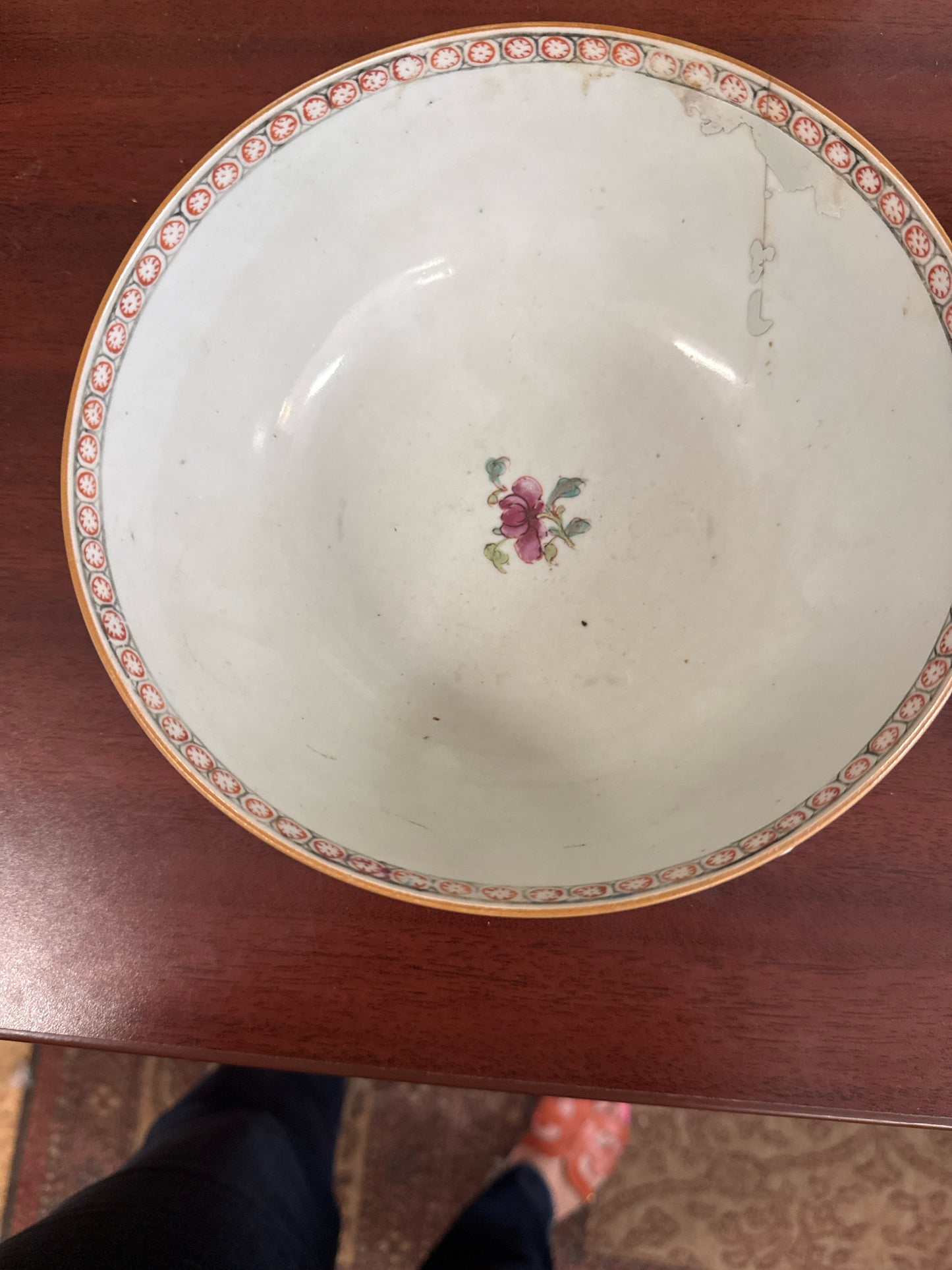 18th Century Chinese Export Porcelain Bowl w/ Mandarin Scene- 8"
