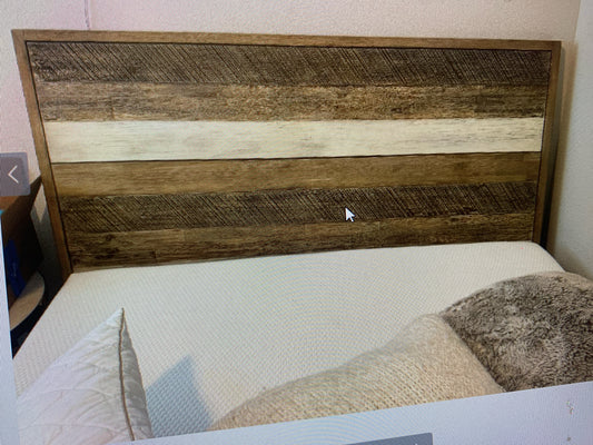 Queen Rustic Wood Panel Bed (HB, FB,SR, Hardware, Slats, 4 Legs)