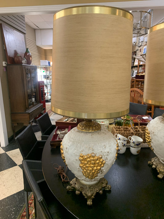 Vintage Hollywood Regency Lamp w/ Brown/Gold Shade