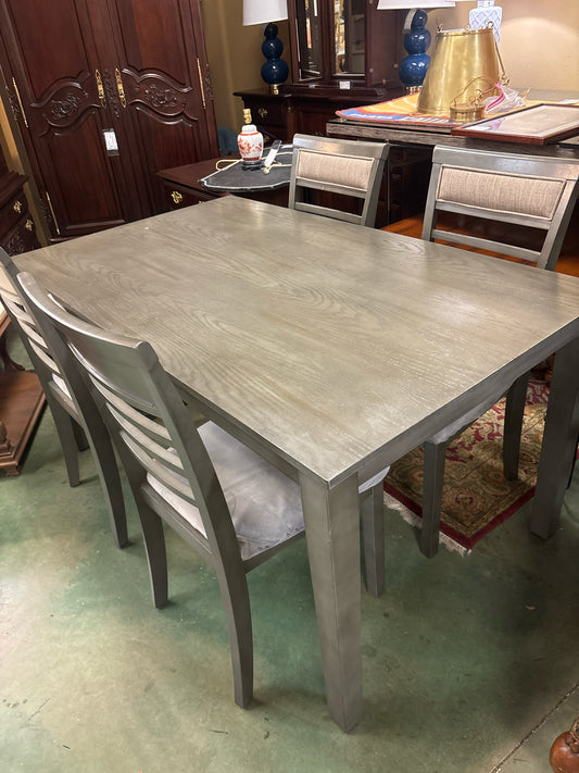 Gray Dining Table w/ 4 Chairs (36x60)
