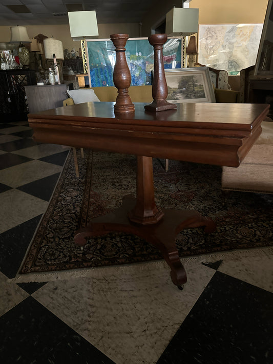 Antique Expandable Table