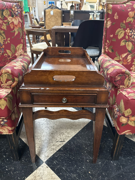 Milling Road Side Table w/Tray Top Look w/Drawer