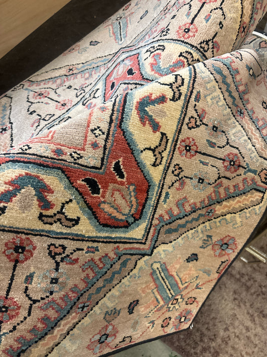 Hand Knotted Persian Wool Rug -Pastel Colors (7'7"x10'3")