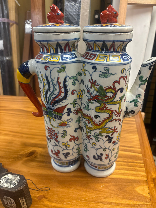Wucai Chinese Dragon Twin Spouted Vessel