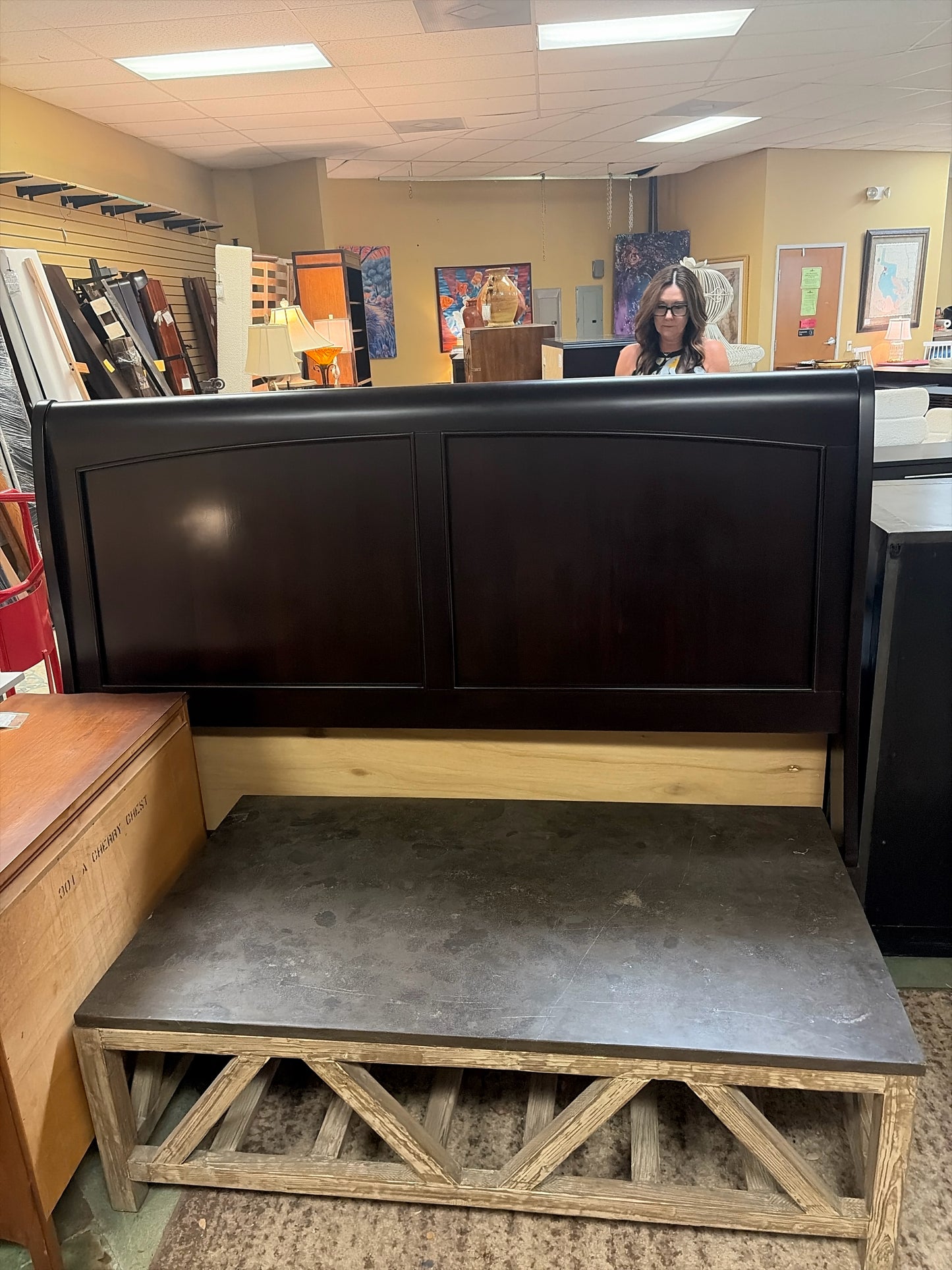 Moderne by Crescent Cal King Sleigh Bed (HB/FB/SR/HW)
