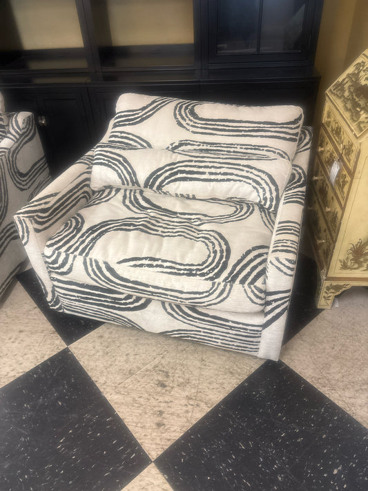 Uttermost Blk&Wht Revelation Daytona Slope Swivel Chair & 1/2