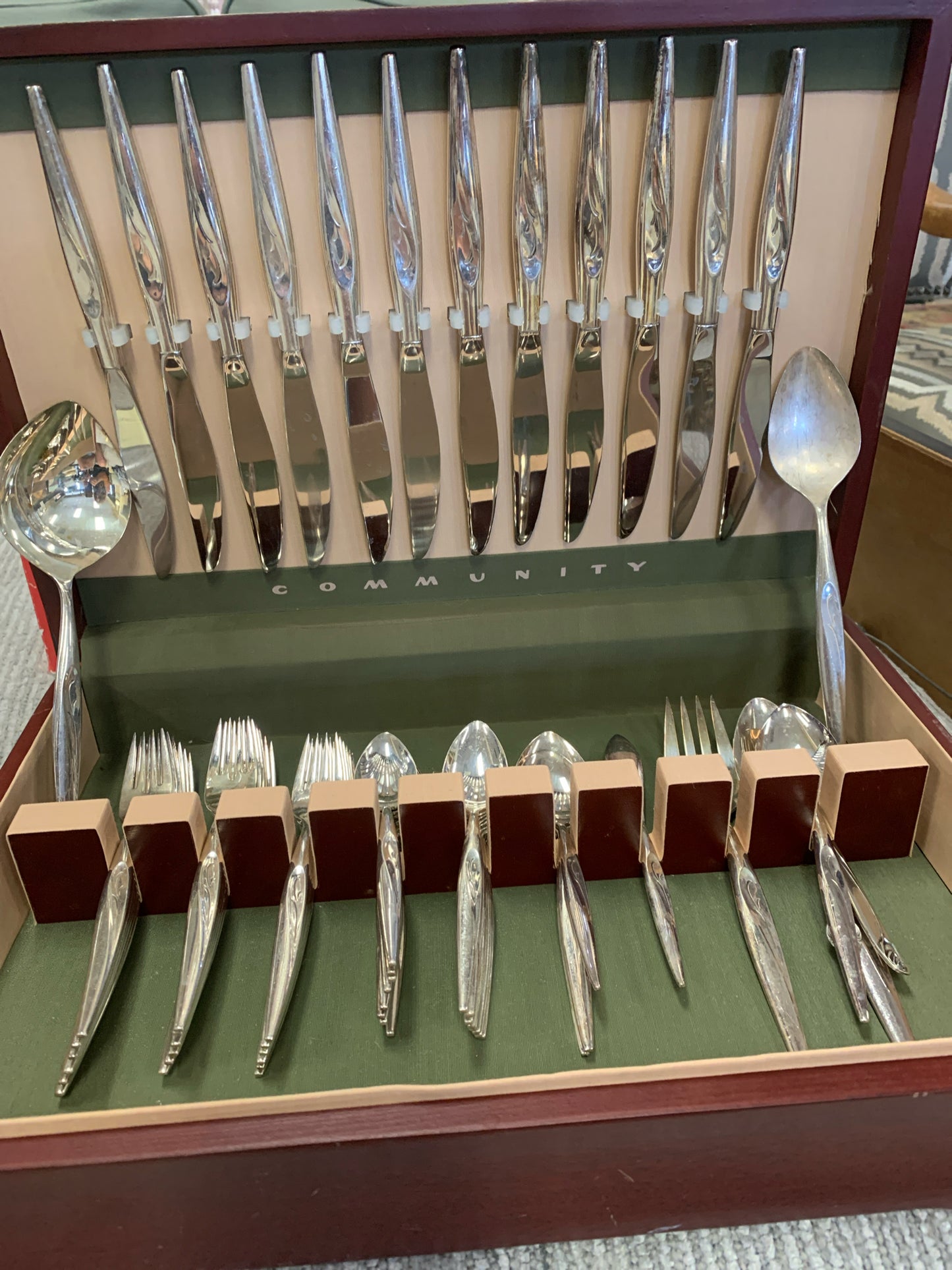 Silver "Flight" by Community Flatware w/ Wooden Storage