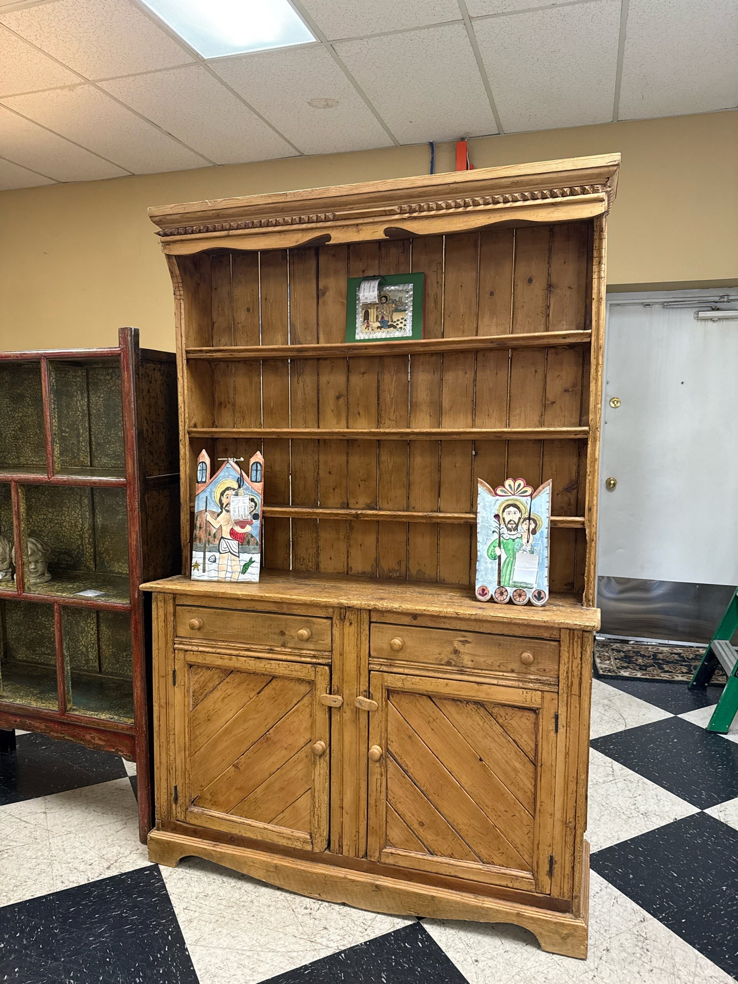 Pine Hutch w/2 Doors & 4 Shelves (54x15x81.5)