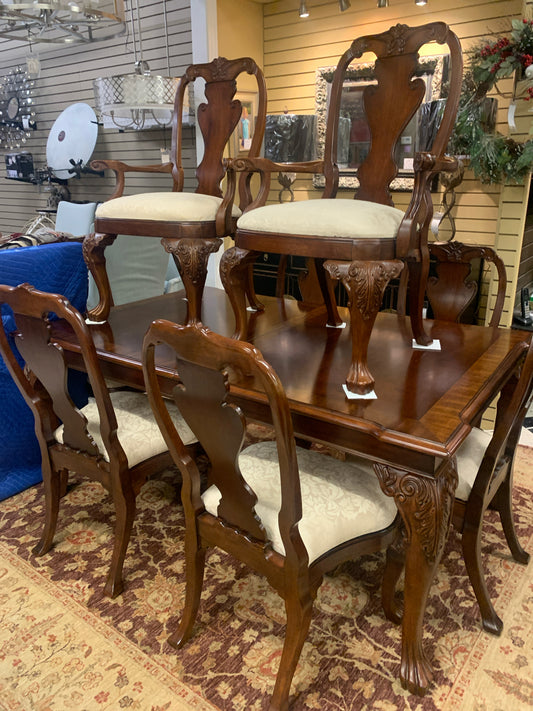 SET - Cherry Dining Table w/ 8 Chairs & 1 Leaf