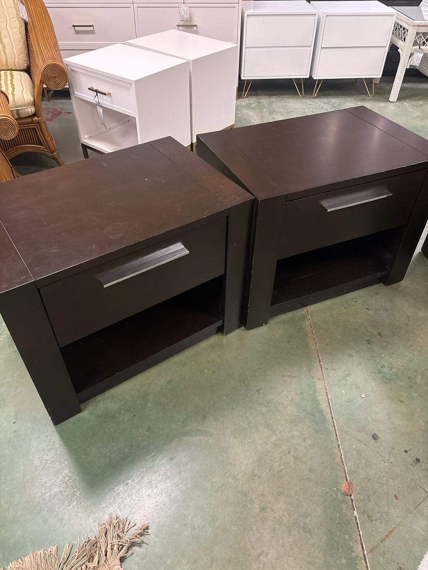 O-Palier Wooden Nightstand
