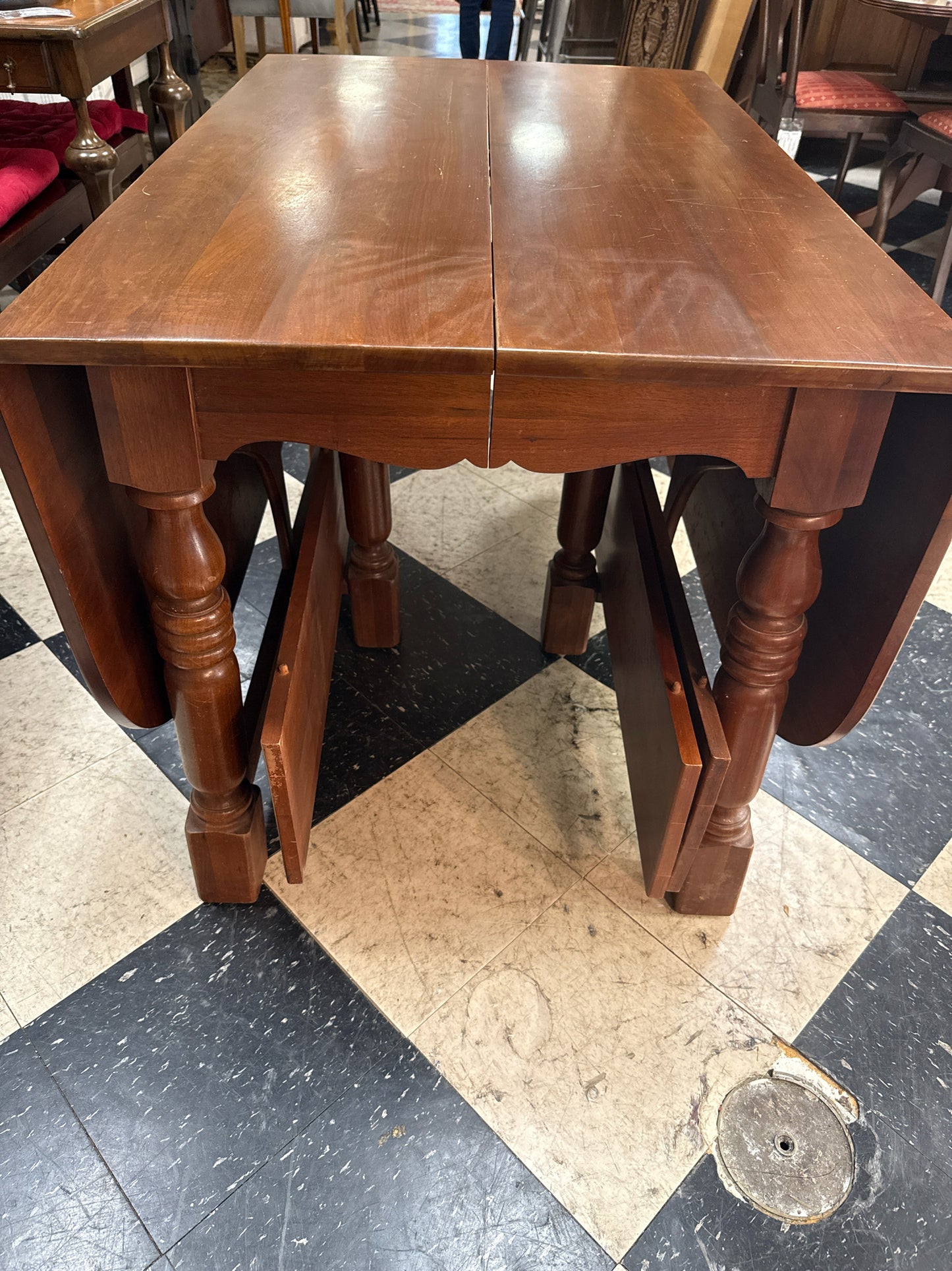 Antique Drop Leaf Table w/ 3 Leaves (44x70) Each Extra Leaf is 9"
