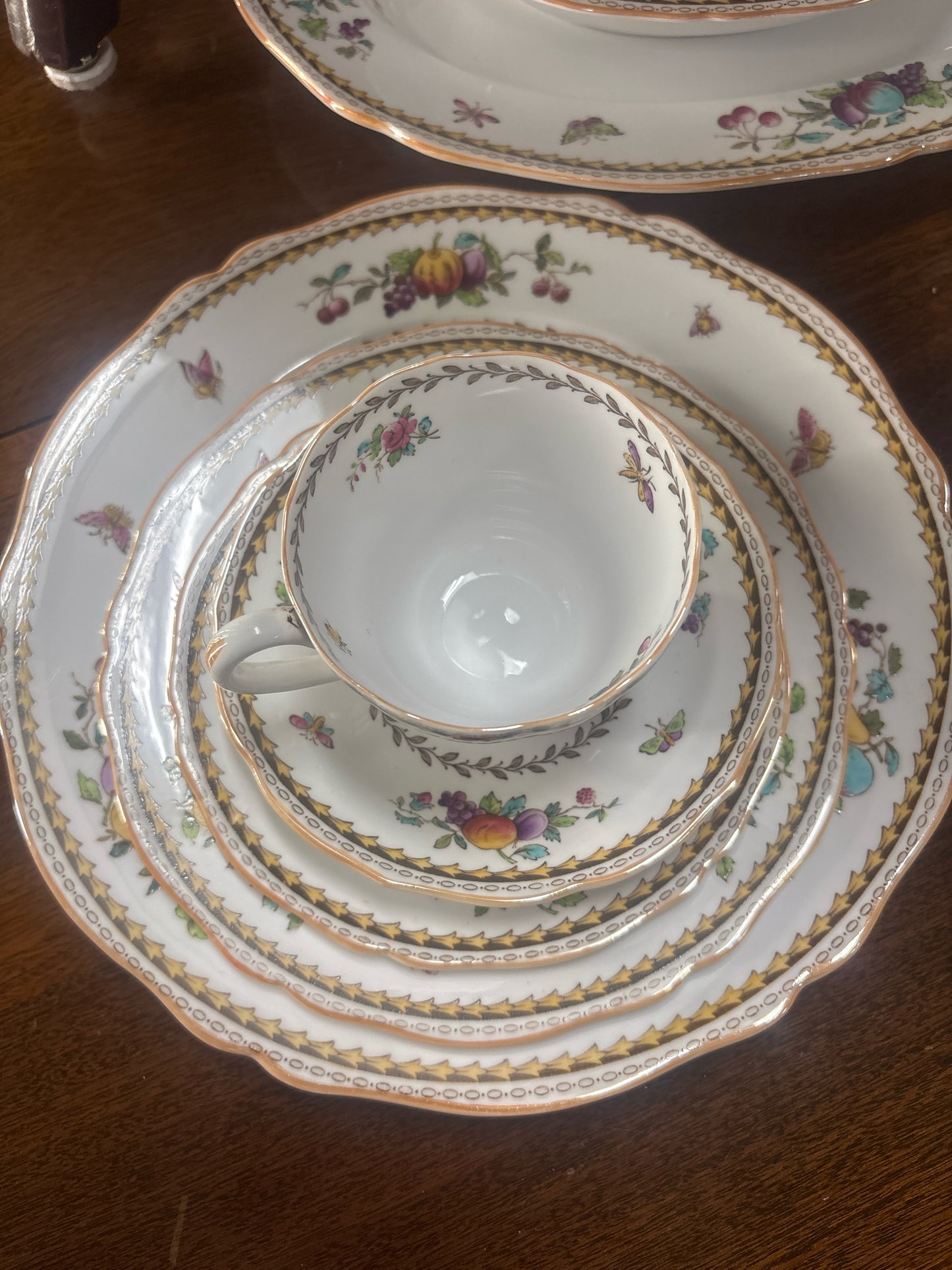 80 pc -Rockingham by Spode Bone China Set (list on back)