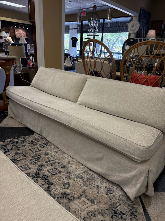 Ivory Skirted Single Bench Sofa by Quatrine