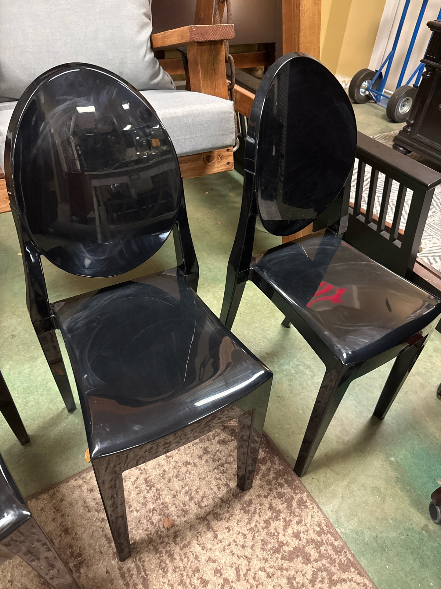 Louis Ghost Style in Black Arm Dining Chairs (Set of 4)