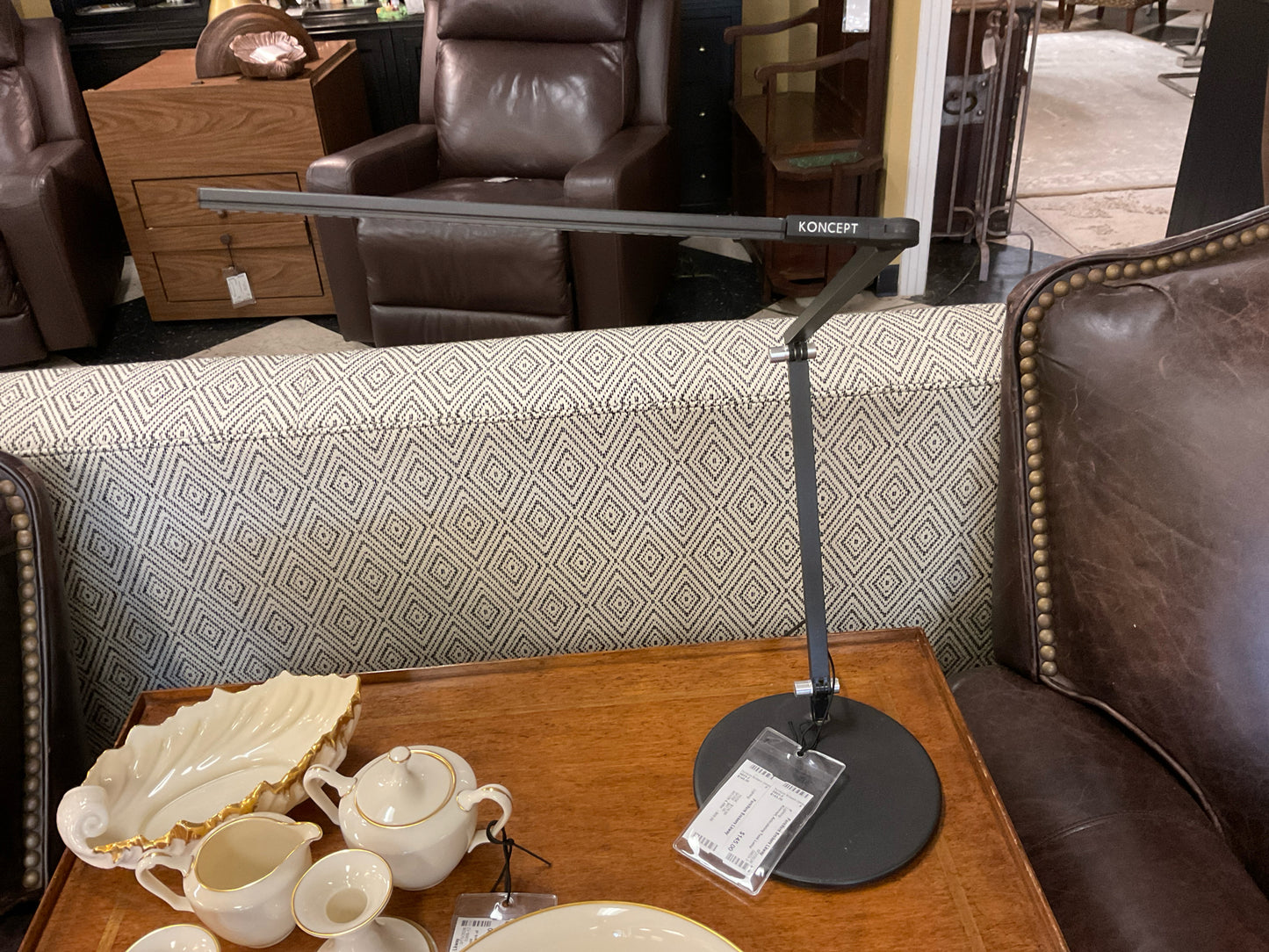 Koncept, Articulating Task Lamp