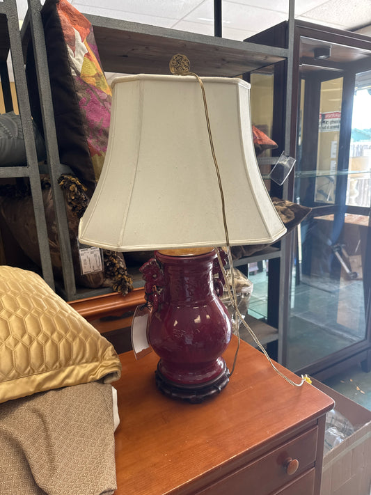 Red Asian Urn Style Lamp w/Silk Shade