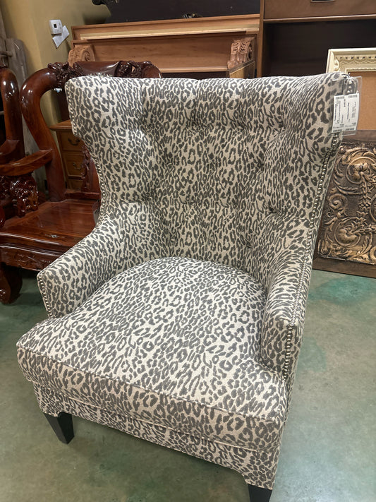 Wingback Cheetah Upholstered Chair