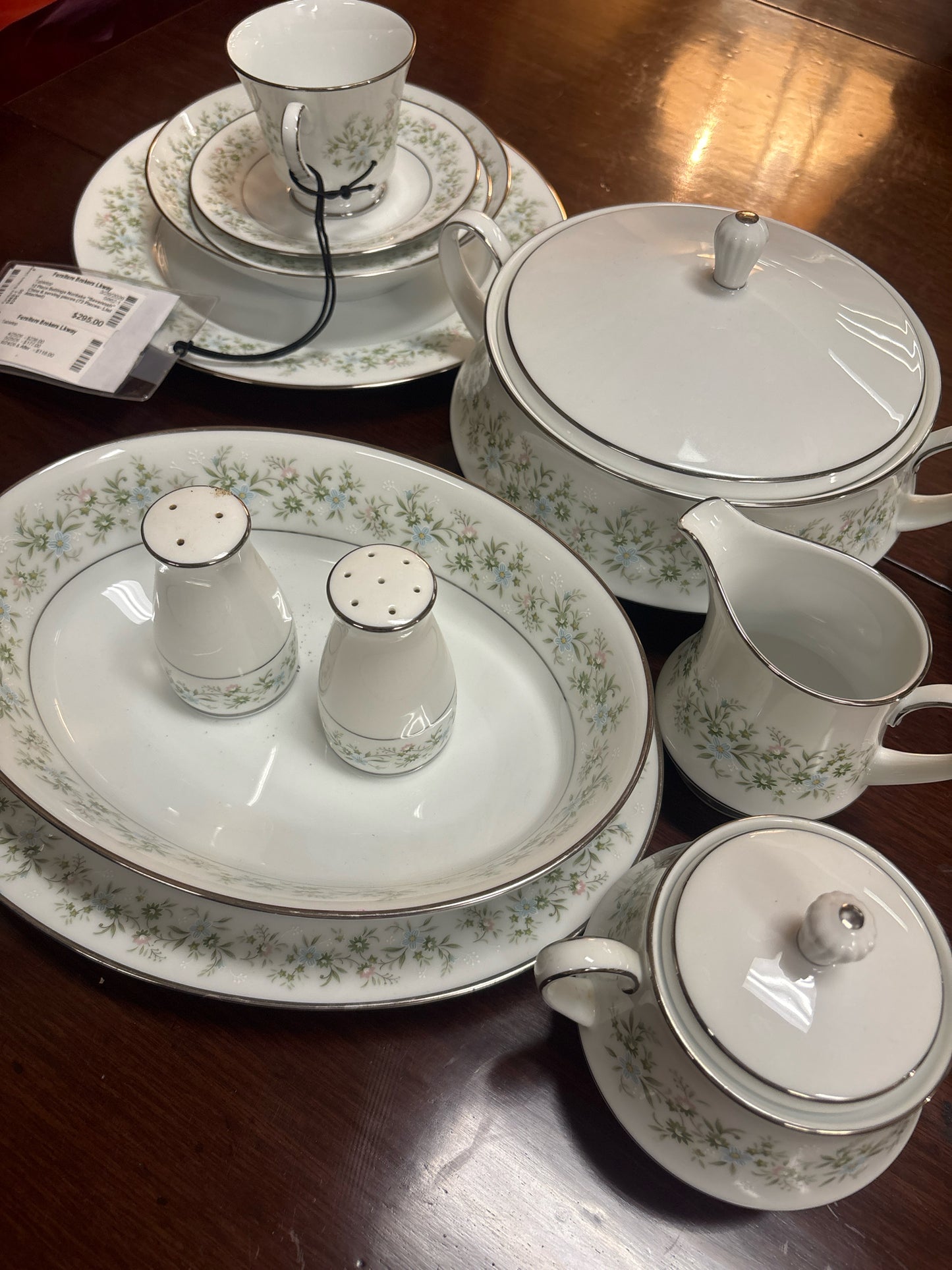 12 Place Settings Noritake"Savannah" China & serving Pieces. (73 Pieces- List)