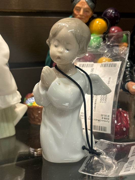 LLADRO - Praying Angel Figurine