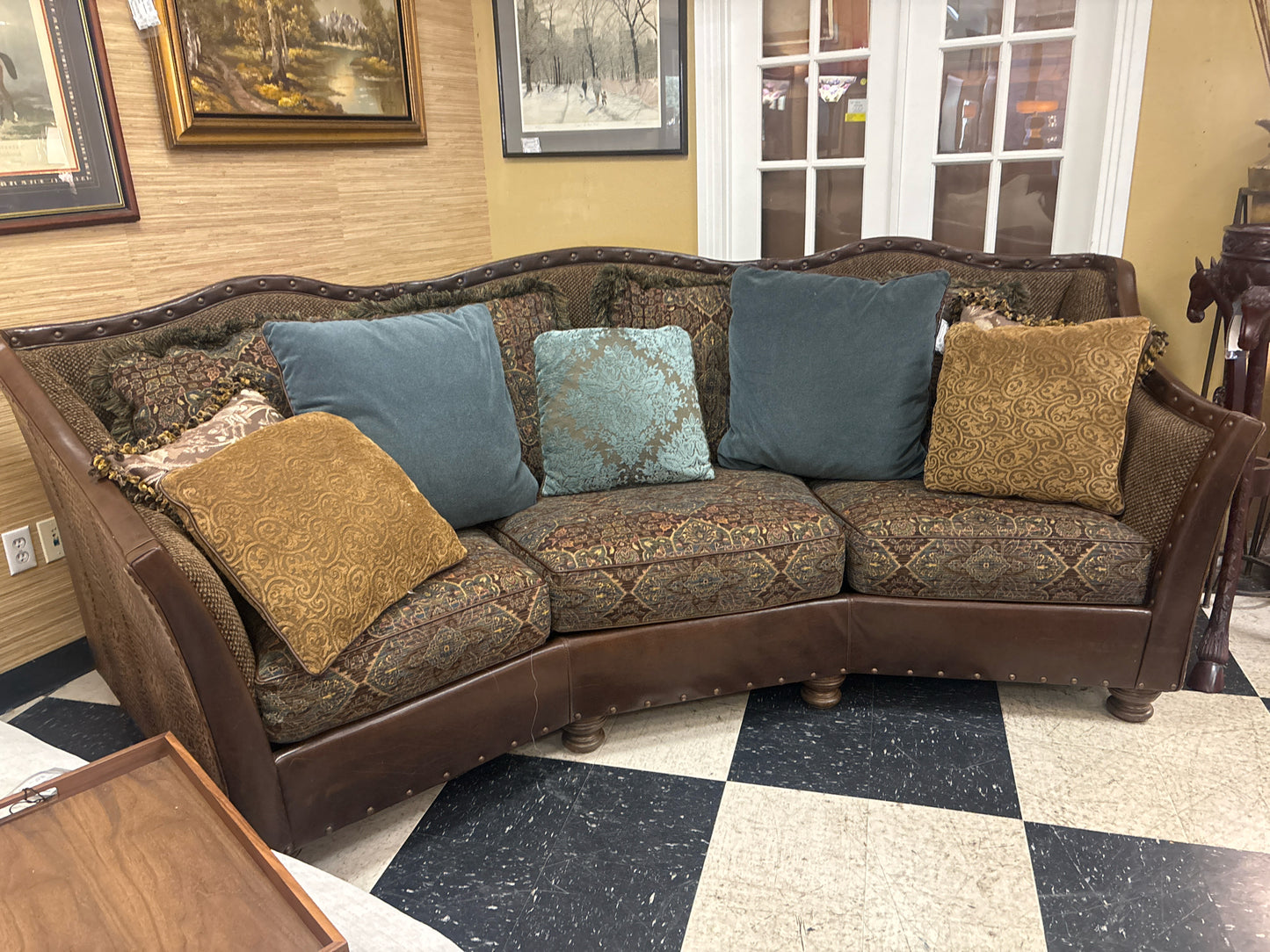 Paul Robert Conversation Sofa ( Primitives)