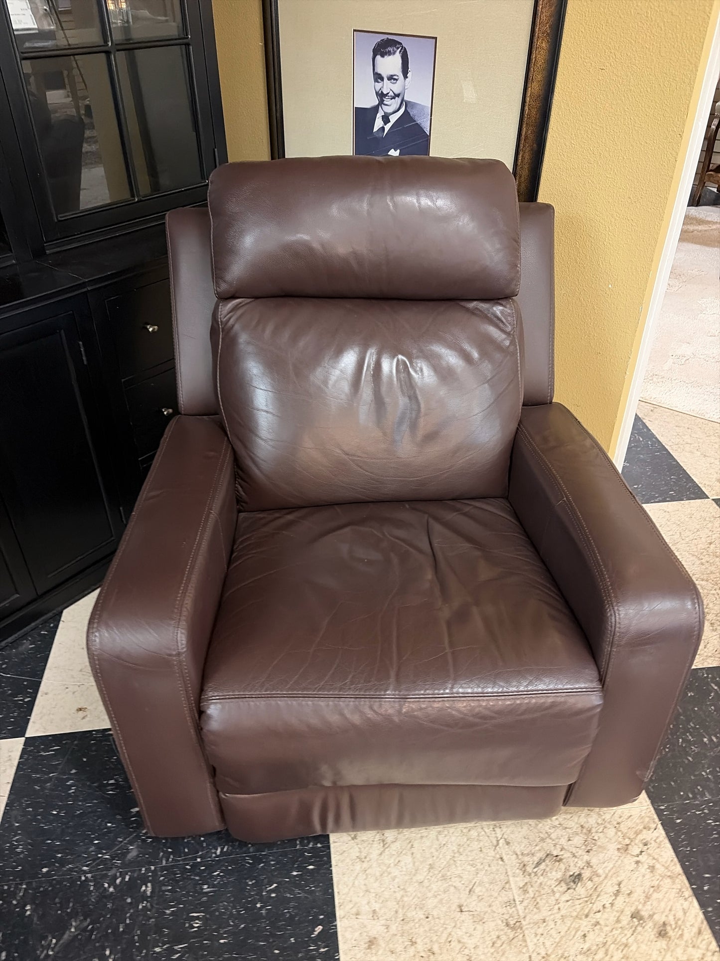 Pallister Leather Electric Recliner