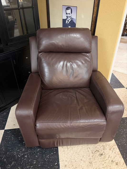 Pallister Leather Electric Recliner