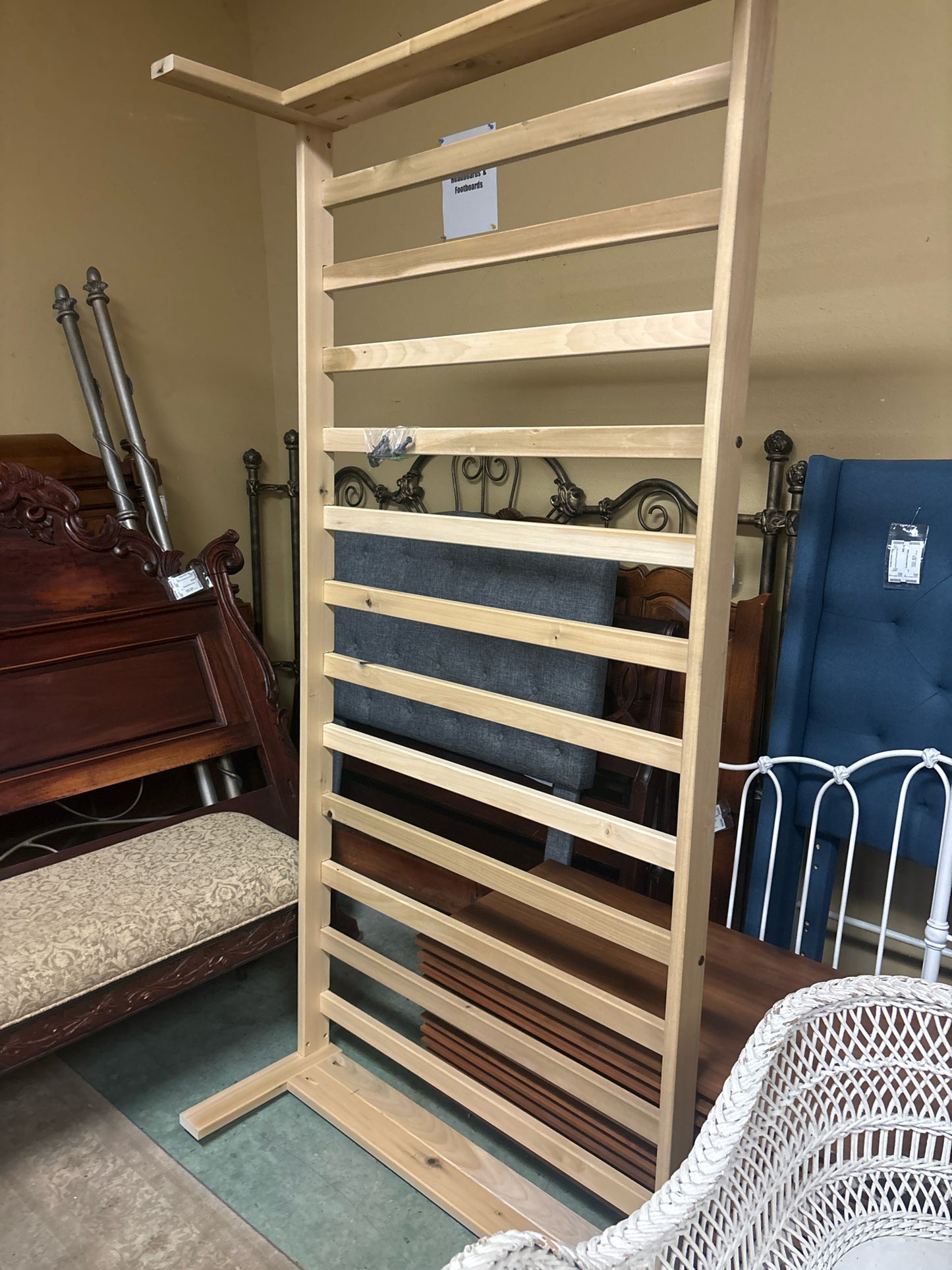 Twin Platform Bed w/ Gray Headboard (HW attached to Platform)