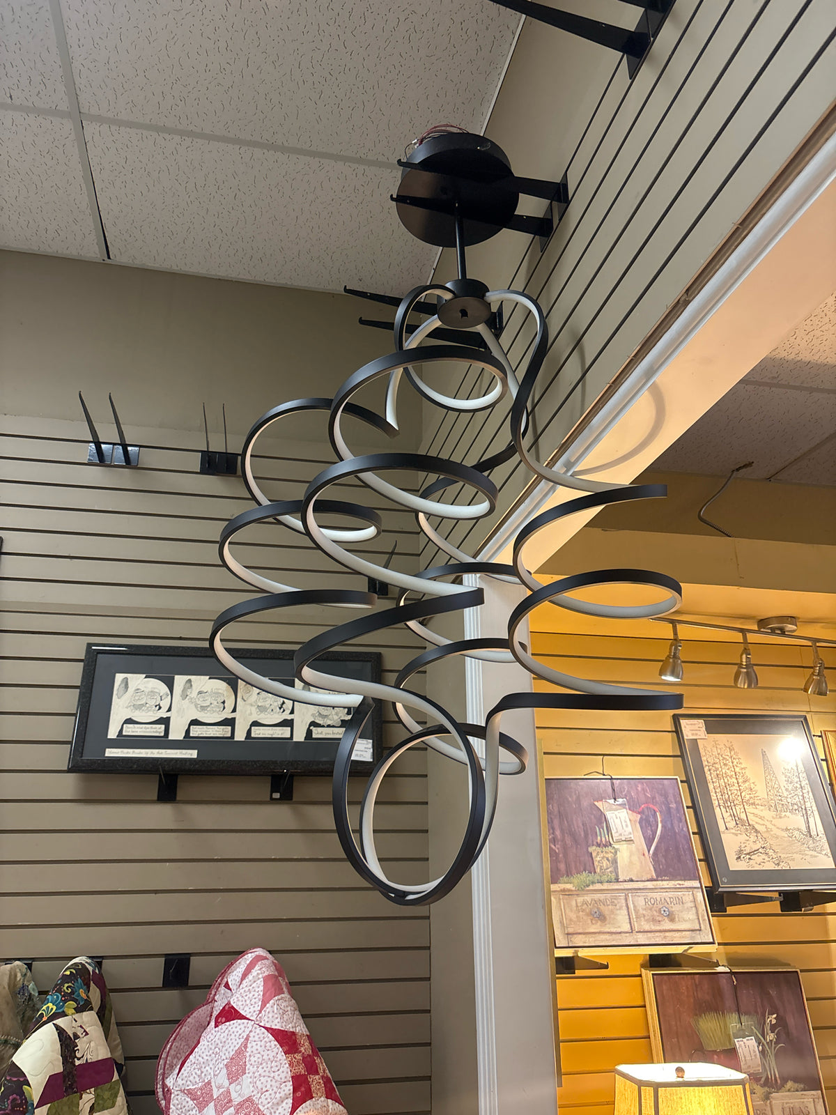 Black Helical Design Kuzeo Synergy LED Chandelier (D31.5 x  H41 3/8)