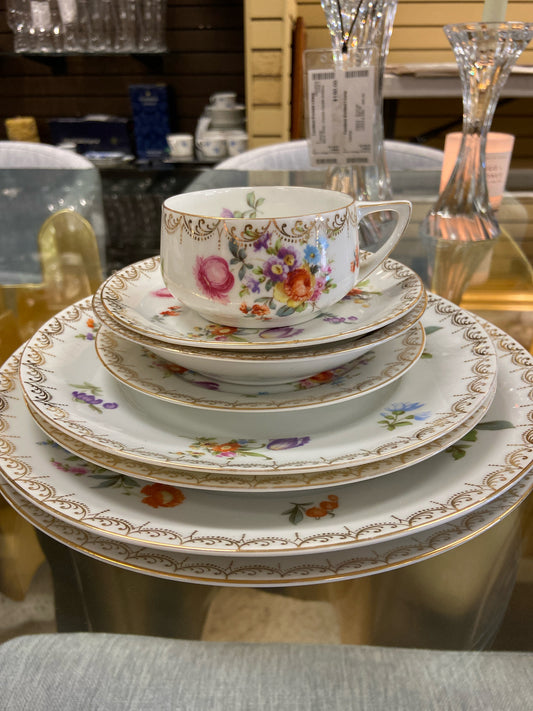 Set - 55 piece Donatello China (Pieces Listed on Back)