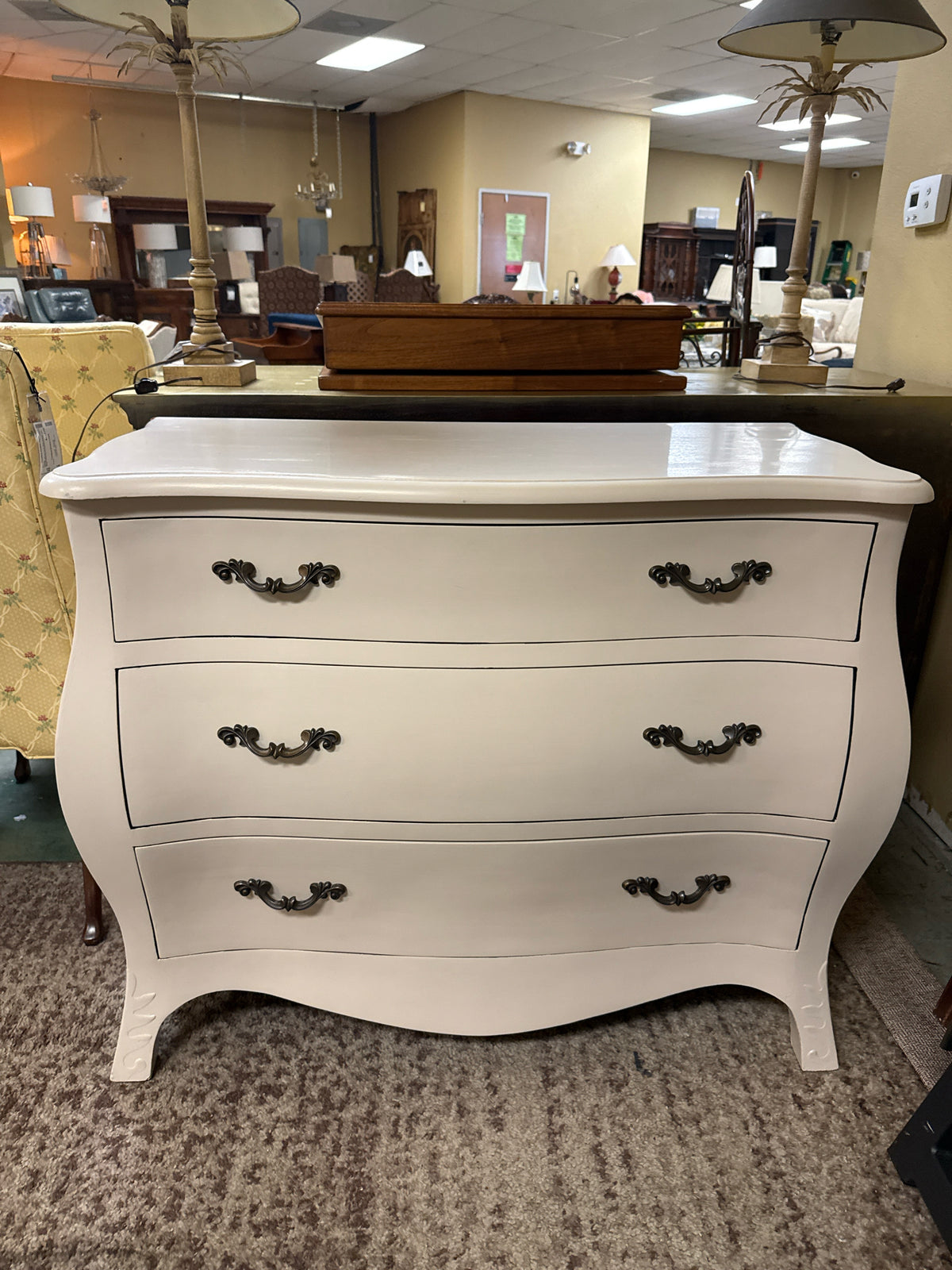 White 3-drawer Louis XV-style Bombay White Accent Chest