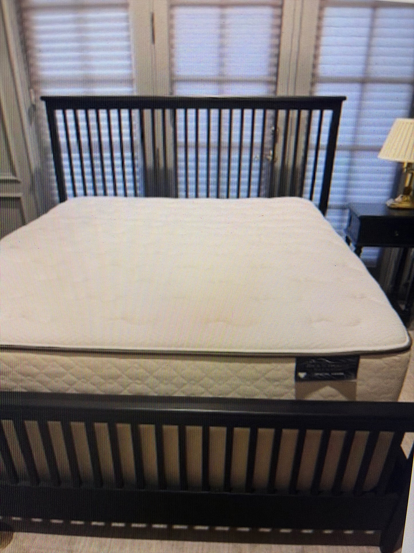 O-Palier King Black Wood Bed HB/FB/SR's & 3 Woooden Center Supports